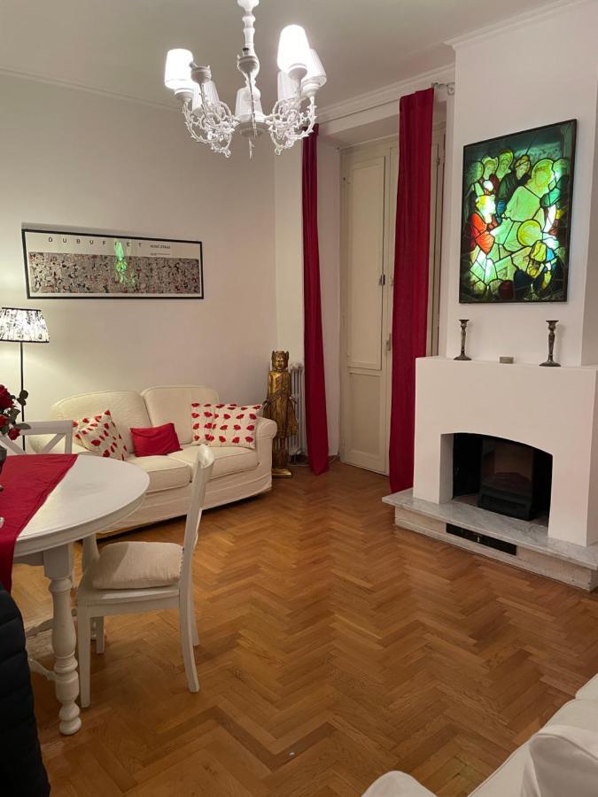 Elegant Apt-Typical Roman Palazzina Pz Alessandria Exteriör bild